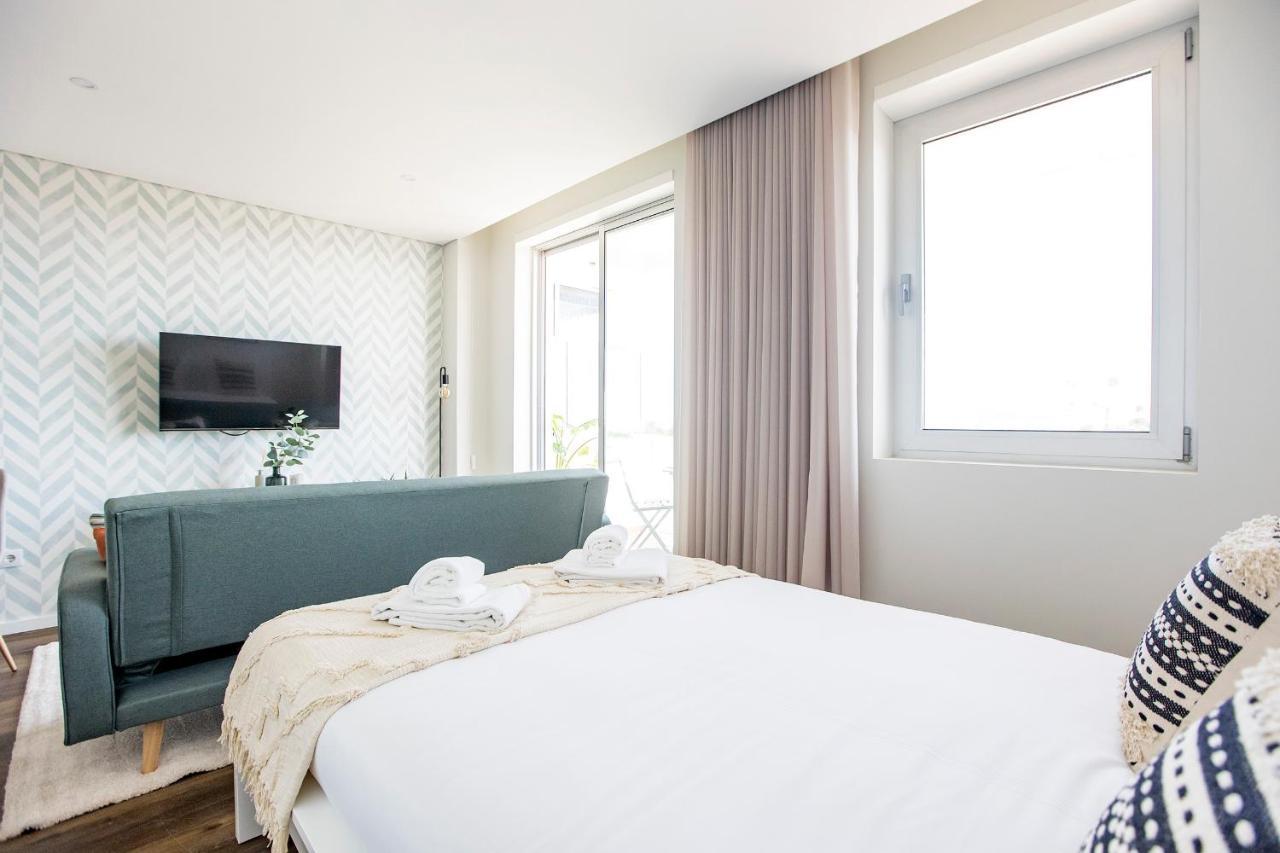 Elegant Studio W/ Ac & Balcony By Lovelystay Porto Zewnętrze zdjęcie