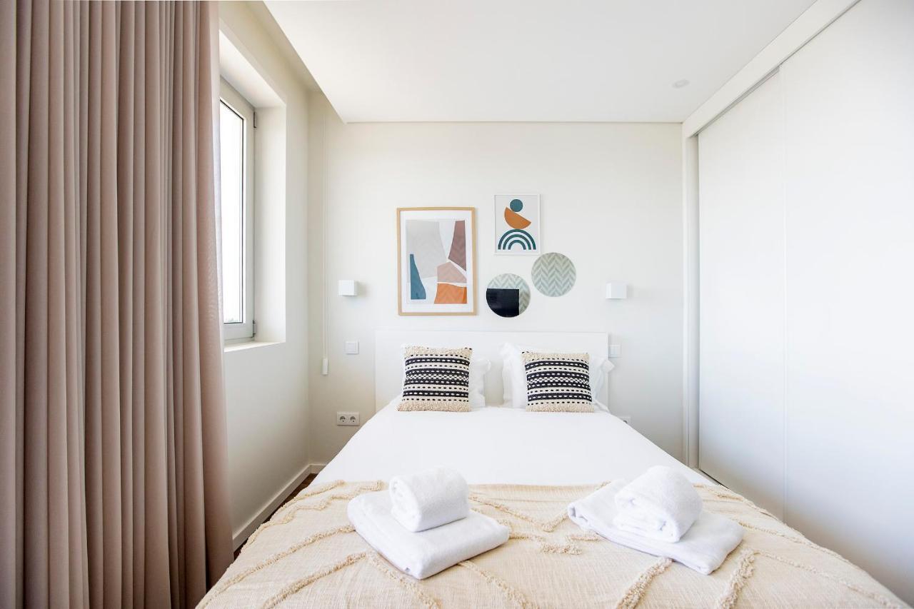 Elegant Studio W/ Ac & Balcony By Lovelystay Porto Zewnętrze zdjęcie